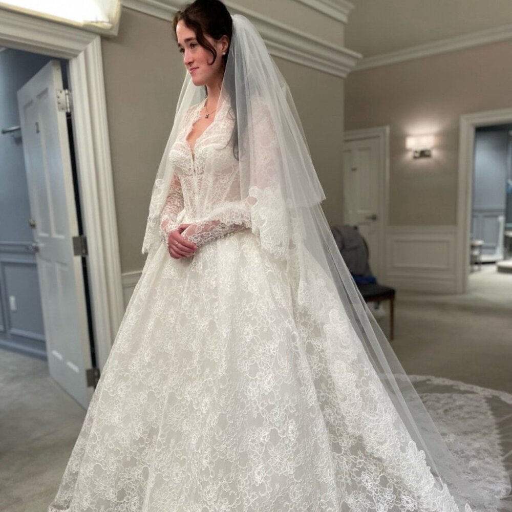 Pnina Tornai Basque Waist Lace Wedding Gown